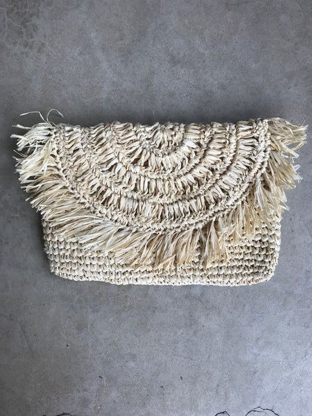 LOCA BELLA THE LABEL RAFFIA CLUTCH IN NATURAL