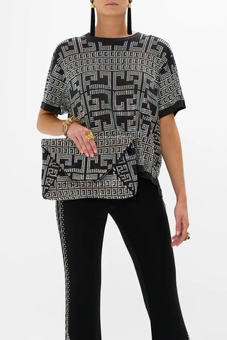 CAMILLA SOLID BLACK OVERSIZED ENVELOPE CLUTCH